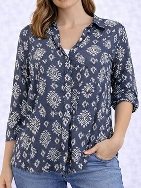 Juniors Geometric Button Up Shirt - Size Large